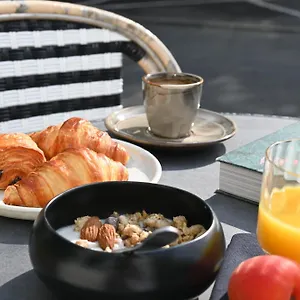 Hotell Otonali By Breizh Cafe